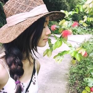 Meet your Posher, Aimee